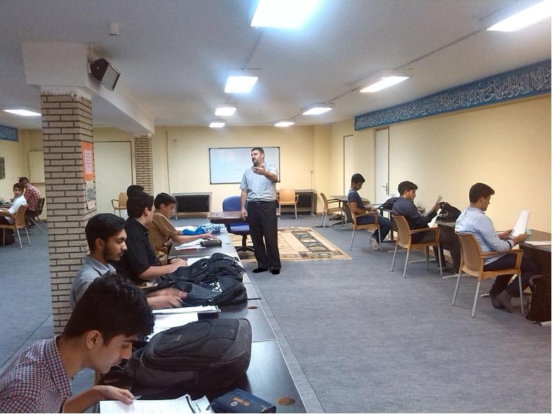 کارگاه های حل تمرین عصرگاهی با حضور دبیران