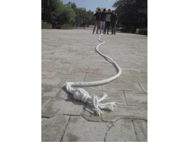 سابقه طناب كشي روز دانش آموز